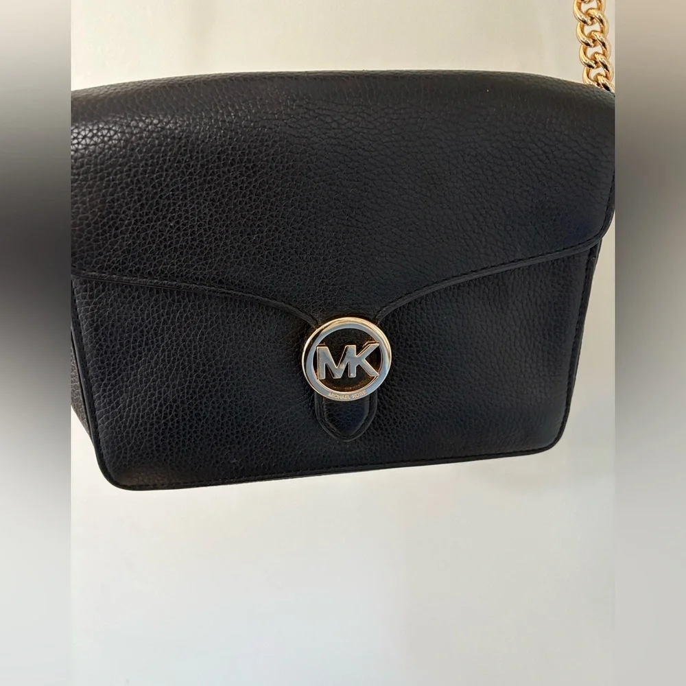 Michael Kors Vanna Medium Black Pebbled Leather Crossbody Bag Gold Chain